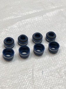 Манжета клапана (к-т 8шт) синий силикон (сальник) в сборе для КамАЗ 740-1007268-01 / КАМКОМ