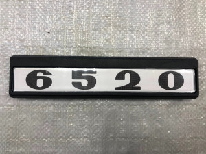 Табличка кабины 6520 старого образца (черно-белые) для КамАЗ 6520-8202074 / Импорт