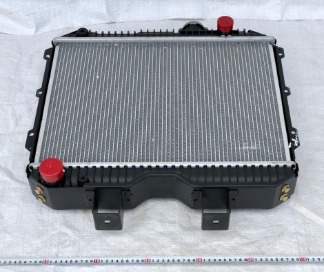 Радиатор охлаждения УАЗ 452, 469 2х-рядный алюминиевый (Технология Nocolok) для УАЗ 3741-1301010-02 /КАМКОМ