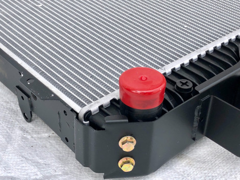 Радиатор охлаждения УАЗ 452, 469 2х-рядный алюминиевый (Технология Nocolok) для УАЗ 3741-1301010-02 /КАМКОМ